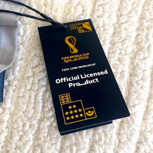 NWT Men’s Black FIFA World Cup Qatar 2022 short sleeve shirt - Picture 9 of 13